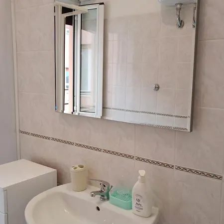 Pm 81 Via Gregorio Vii *